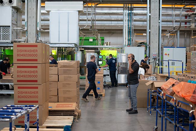who-will-buy-your-business photo of manufacturing warehouse